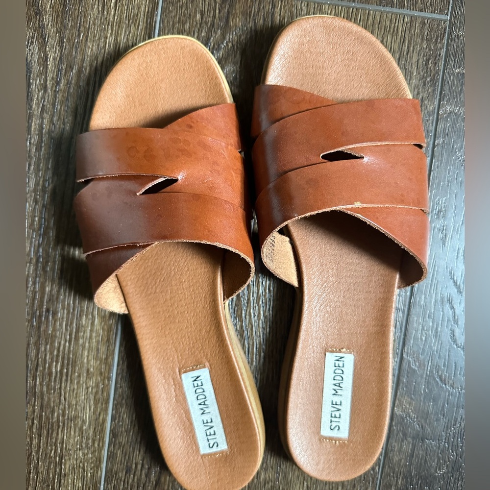 Steve Madden Cognac Leather Sandals